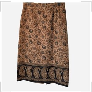 Pre-owned Elegant Black and Tan Floral Skirt
